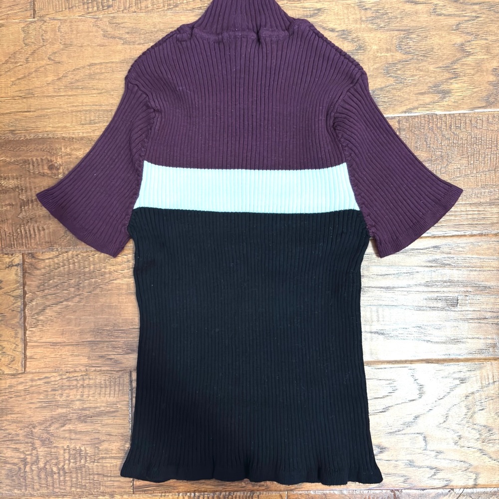 Colorblock Ribbed Knit Mock-neck Tee - Picture 2 of 3